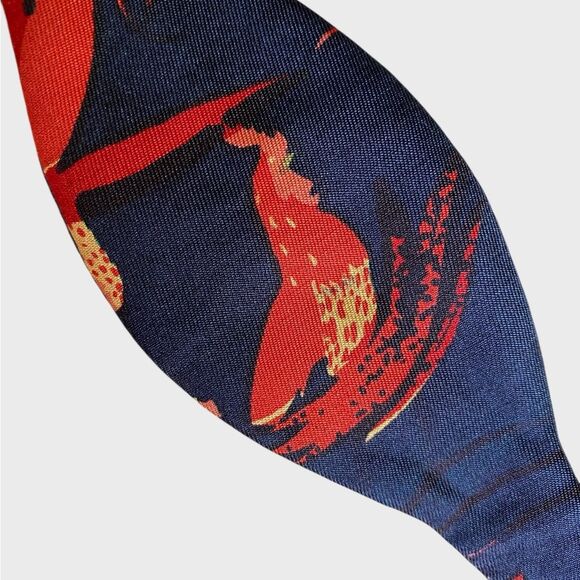 VTG Georgina Von Etzdorf Bird Floral Silk Self Tie Bow Tie Navy Red England RARE - Picture 10 of 16